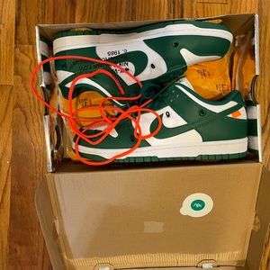 Off white pine green dunks